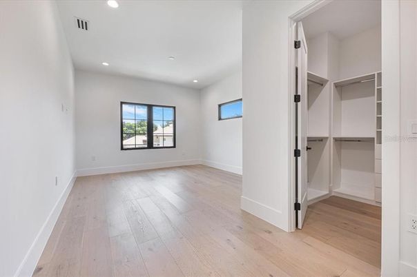 Empty room, Interior, Recessed Lighting, Walk-in Closets, Wood Texture Flooring