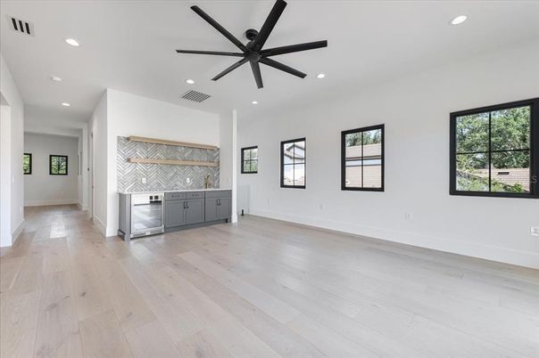 Empty room, Interior, Recessed Lighting, Wood Texture Flooring