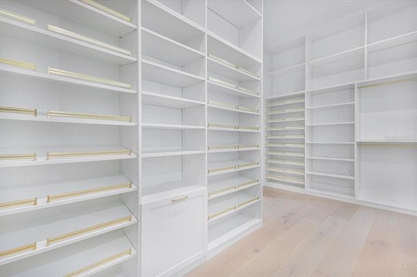 Interior, Walk-in Closets, Wood Texture Flooring
