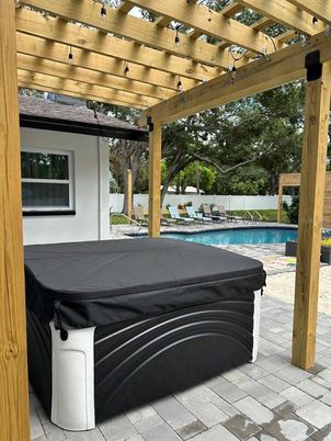 Exterior, Hot Tub, Pool