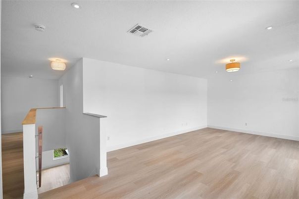 Empty room, Interior, Recessed Lighting, Wood Texture Flooring