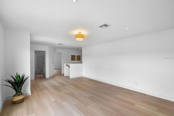 Empty room, Interior, Recessed Lighting, Wood Texture Flooring