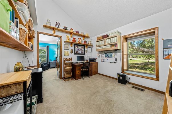 Home Office, Interior