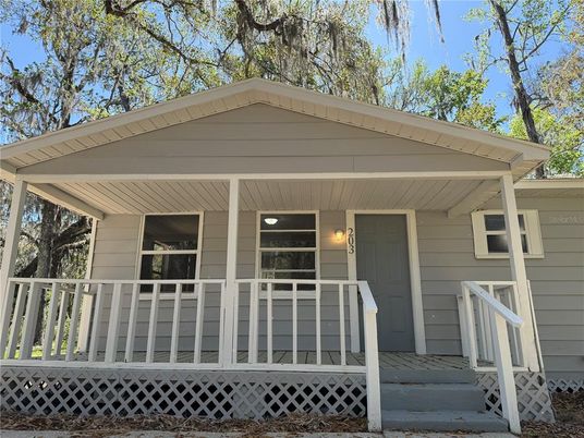 Exterior, Facade, None