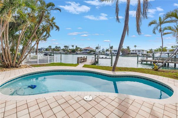 Exterior, Pool, Water