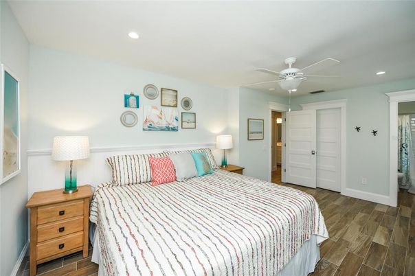 Bedroom, Interior, Recessed Lighting, Wood Texture Flooring