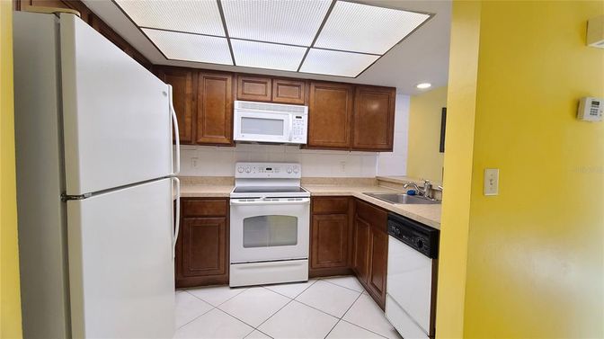 Interior, Kitchen, Recessed Lighting