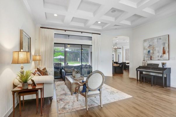 Interior, Living room, Pendant Lights, Piano, Recessed Lighting, Wood Texture Flooring