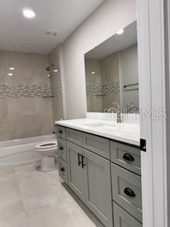 Bathroom, Interior, Recessed Lighting