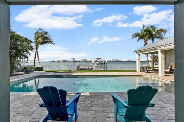 Exterior, Pool, Water
