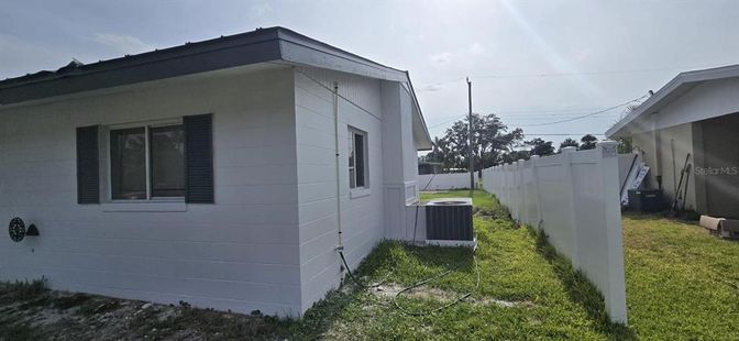 Backyard, Exterior