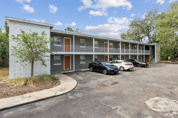 Exterior, Facade, Condo Building
