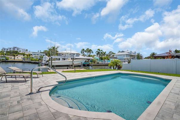 Exterior, Lake, Pool, Water