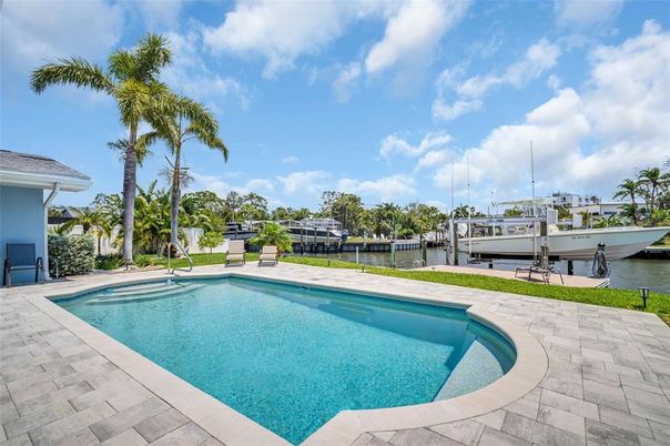 Exterior, Lake, Pool
