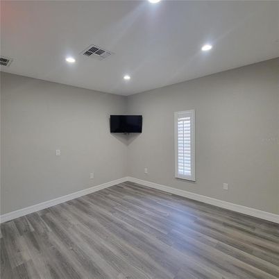 Empty room, Interior, Recessed Lighting, Wood Texture Flooring