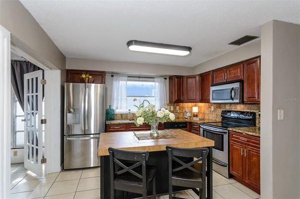 Interior, Kitchen, Stainless Steel Appliances