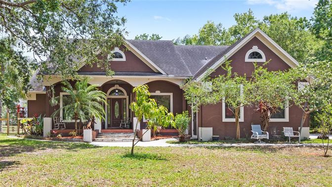 Exterior, Facade, American Craftsman