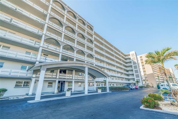 Exterior, Facade, Condo Building