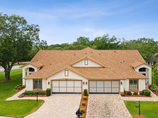 Attached, Exterior, Facade, Brick Traditional