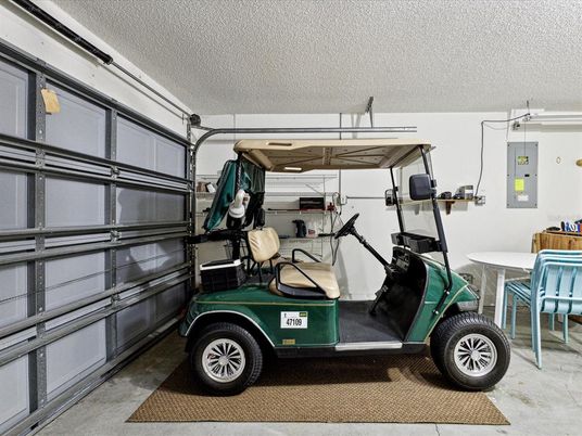 Fitness Equipment, Garage, Interior