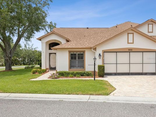 Attached, Exterior, Facade, Ranch