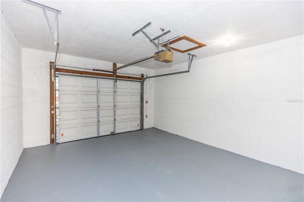 Garage, Interior