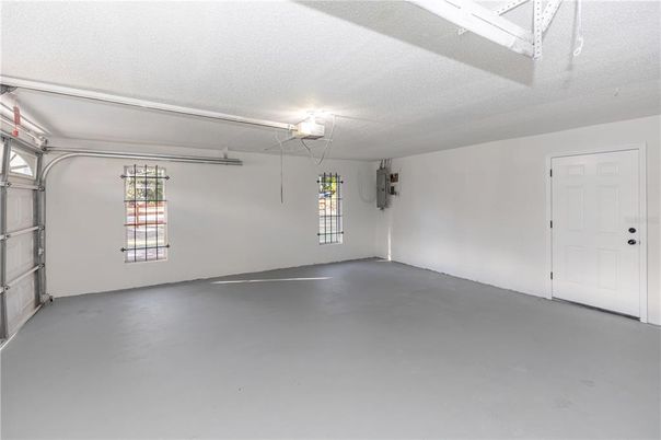 Garage, Interior