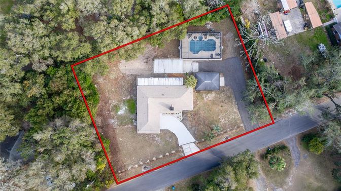 Exterior, Drone