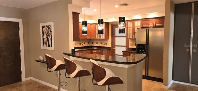 Interior, Kitchen, Pendant Lights, Recessed Lighting, Stainless Steel Appliances