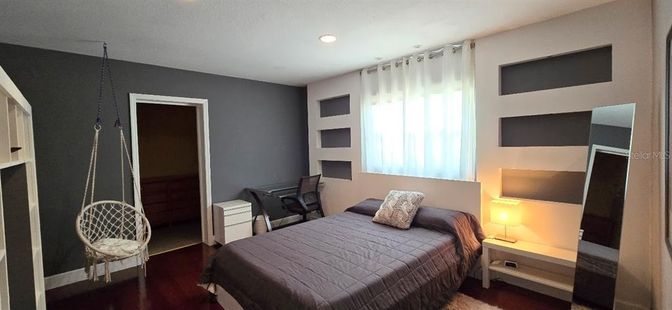 Bedroom, Interior, Recessed Lighting, Wood Texture Flooring