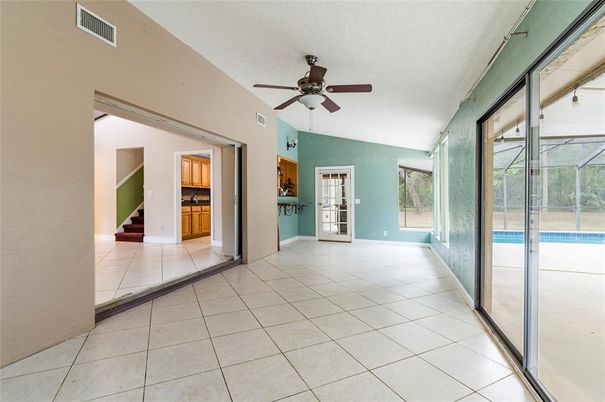 Empty room, Interior, Sun Room