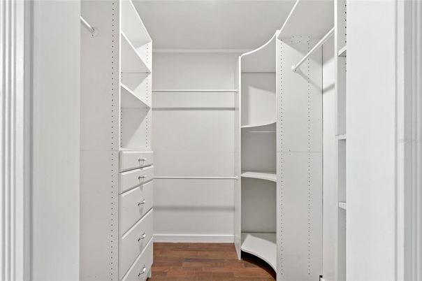 Interior, Walk-in Closets, Wood Texture Flooring