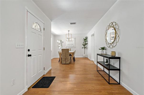 Chandelier, Dining room, Interior, Pendant Lights, Wood Texture Flooring