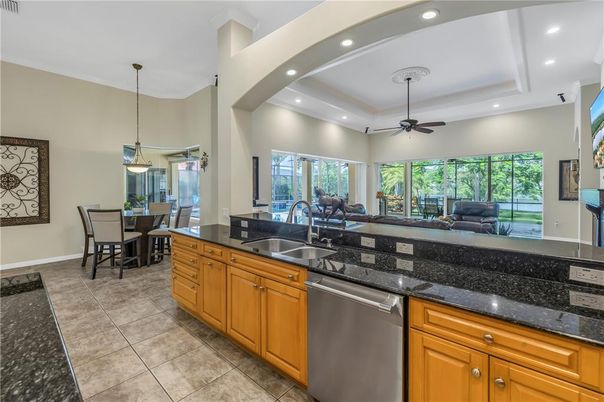 Dining room, Interior, Kitchen, Pendant Lights, Recessed Lighting