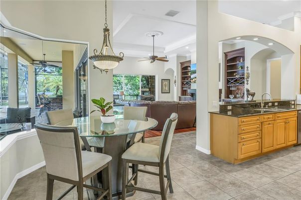 Dining room, Interior, Living room, Pendant Lights, Recessed Lighting