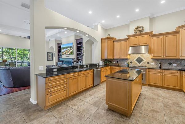 Interior, Kitchen, Living room, Recessed Lighting, Stainless Steel Appliances