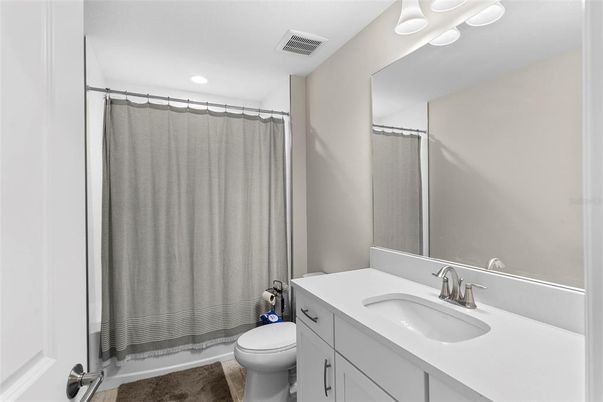 Bathroom, Interior, Recessed Lighting