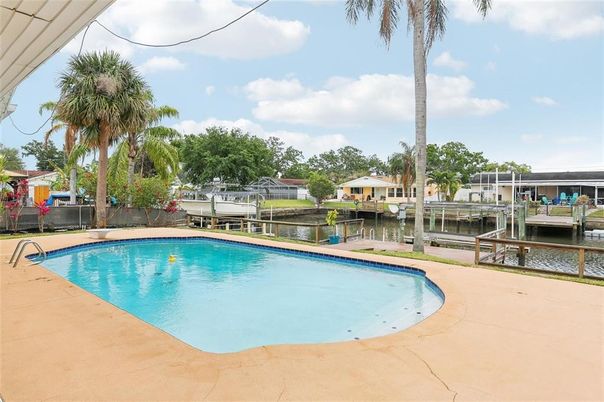 Exterior, Lake, Pool