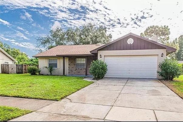 Attached, Exterior, Facade, Brick Facade, Ranch
