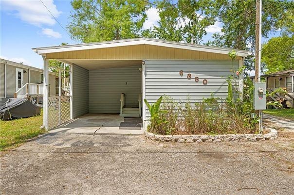 Detached Garage, Exterior