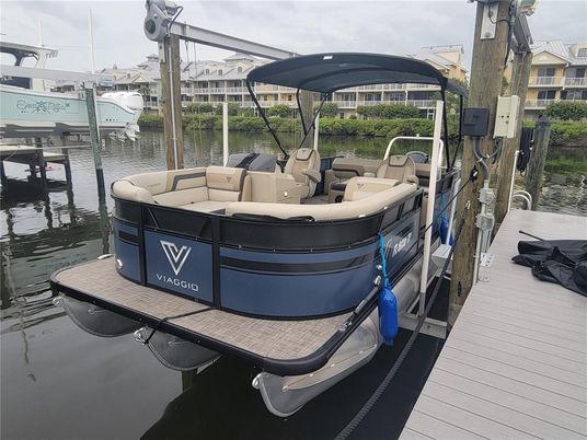Exterior, Water