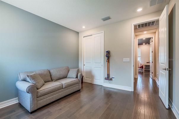 Interior, Recessed Lighting, Wood Texture Flooring