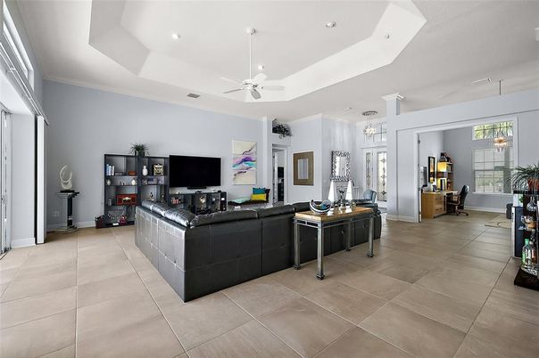 Interior, Living room, Pendant Lights, Recessed Lighting