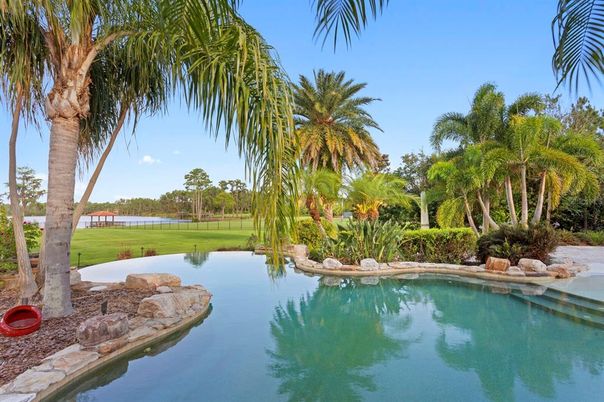 Exterior, Pool, Water