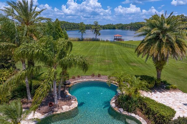 Exterior, Pool, Water