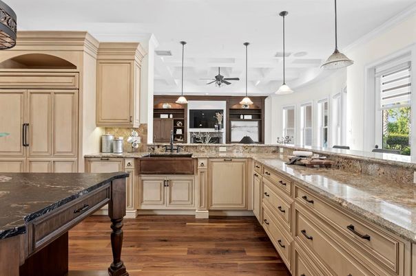 Interior, Kitchen, Pendant Lights, Wood Texture Flooring