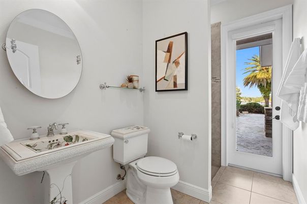 Bathroom, Interior