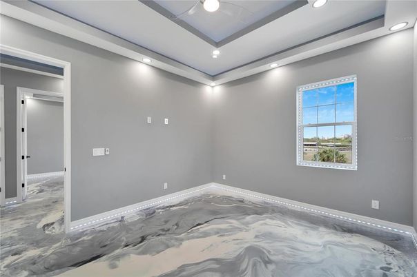 Empty room, Interior, Marble, Recessed Lighting