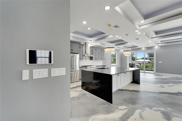 Chandelier, Interior, Kitchen, Marble, Pendant Lights, Recessed Lighting, Stainless Steel Appliances