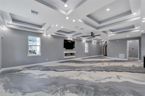 Empty room, Interior, Recessed Lighting